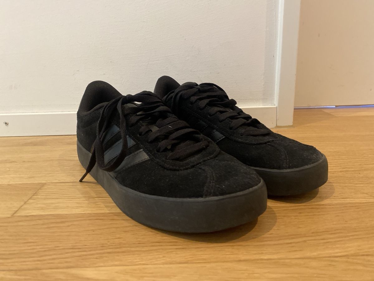 Adidas Scarpe da uomo: Originale schwarze Adidas Schuhe  – Nuovo (secondo la descrizione) da Zürich venduto da Manuelemilie 7