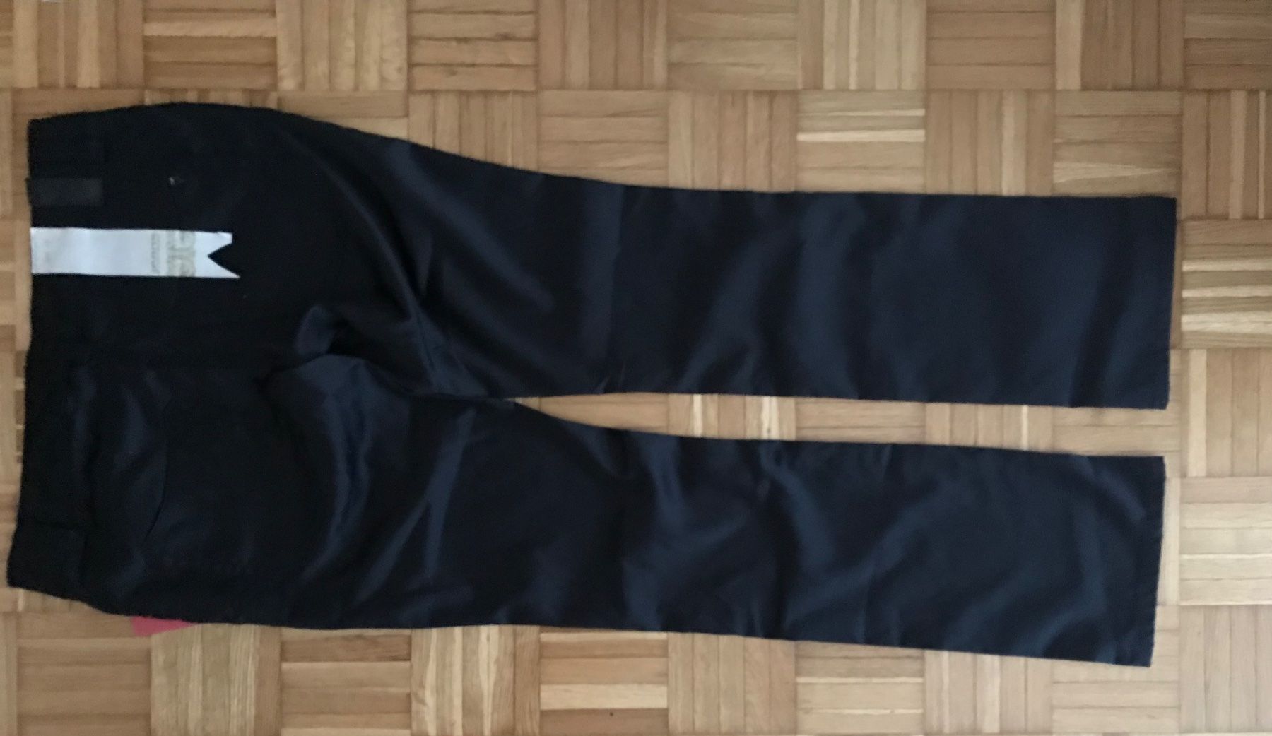 Vero Moda Pantaloni: Hose von Vero Moda Grösse 42 schwarz – Nuovo (secondo la descrizione) da Emmenbrücke venduto da Hathor123 3