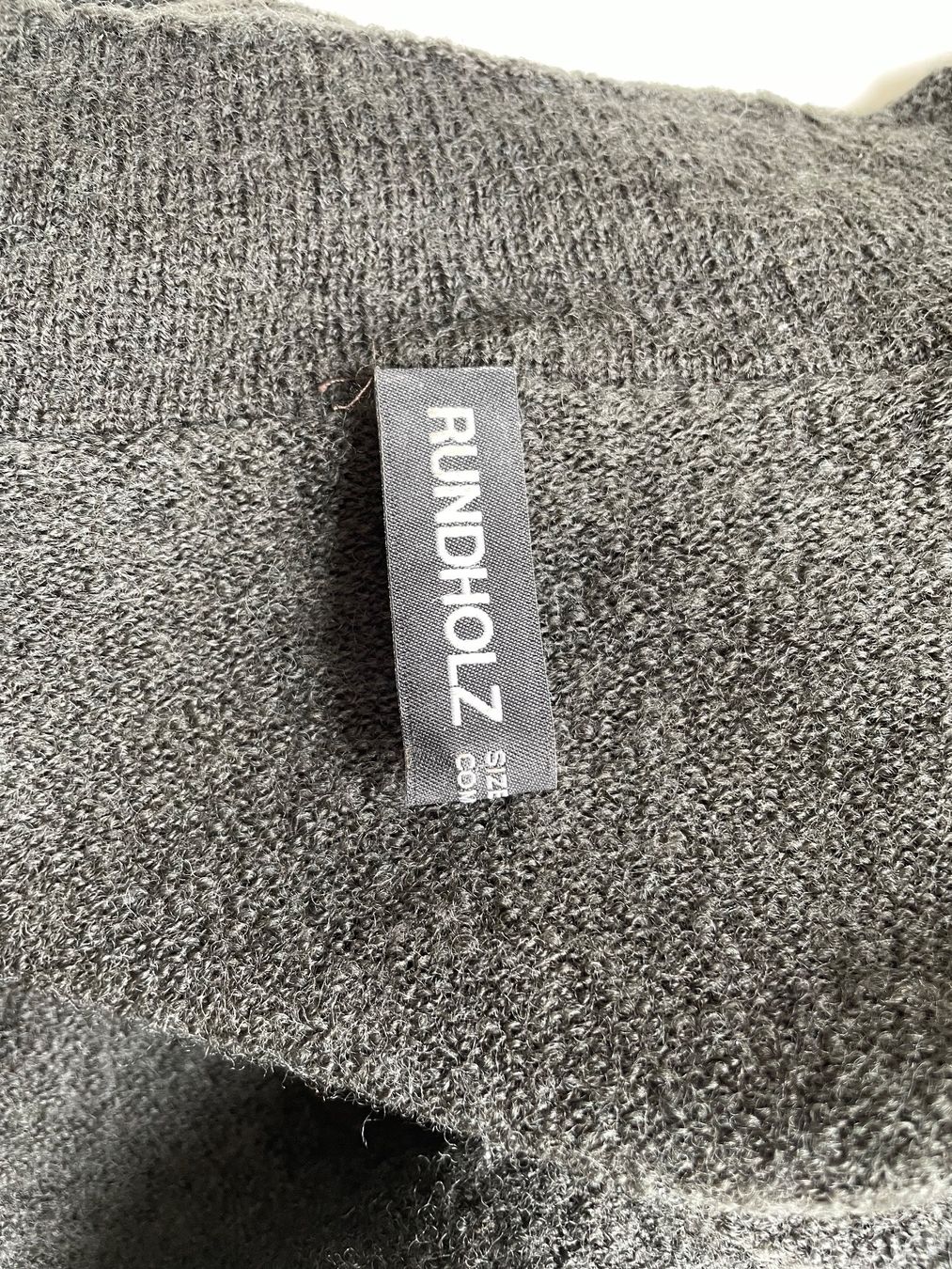 Rundholz Jacken: Rundholz Strickjacke – Neu (gemäss Beschreibung) aus Winterthur von 19.19 2