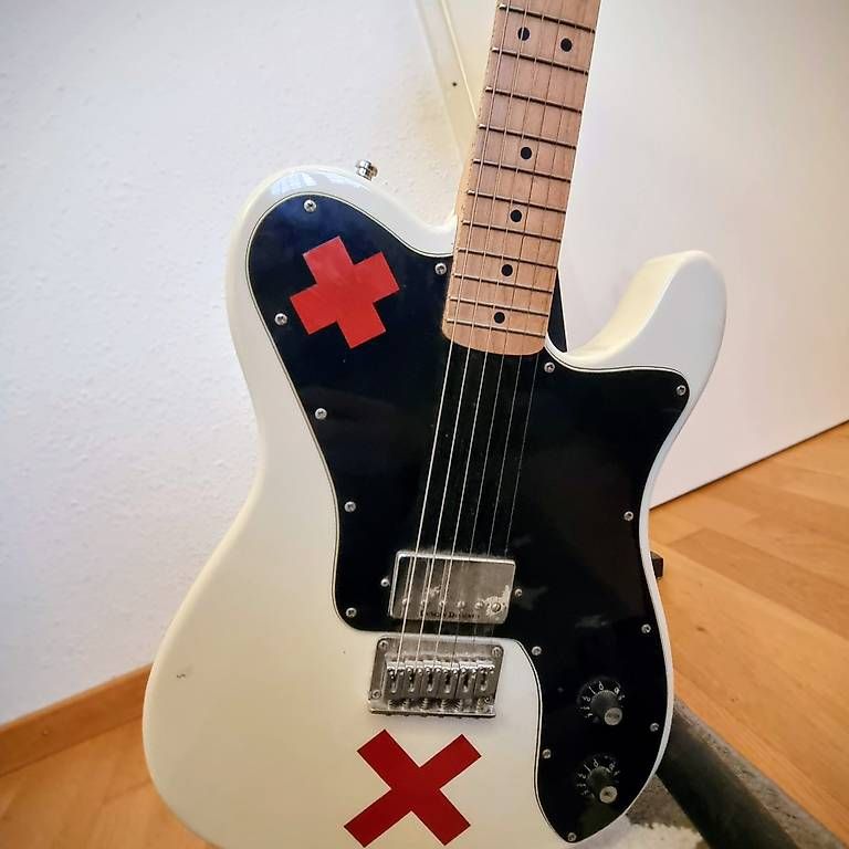 Strumenti musicali: Deryck Whibley Squire Telecaster – Usato da Thun venduto da Hirse27