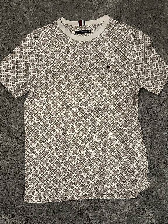 T-shirt: T-Shirt Polo Beige Grösse: L – Usato da Bottmingen venduto da fed_8spp