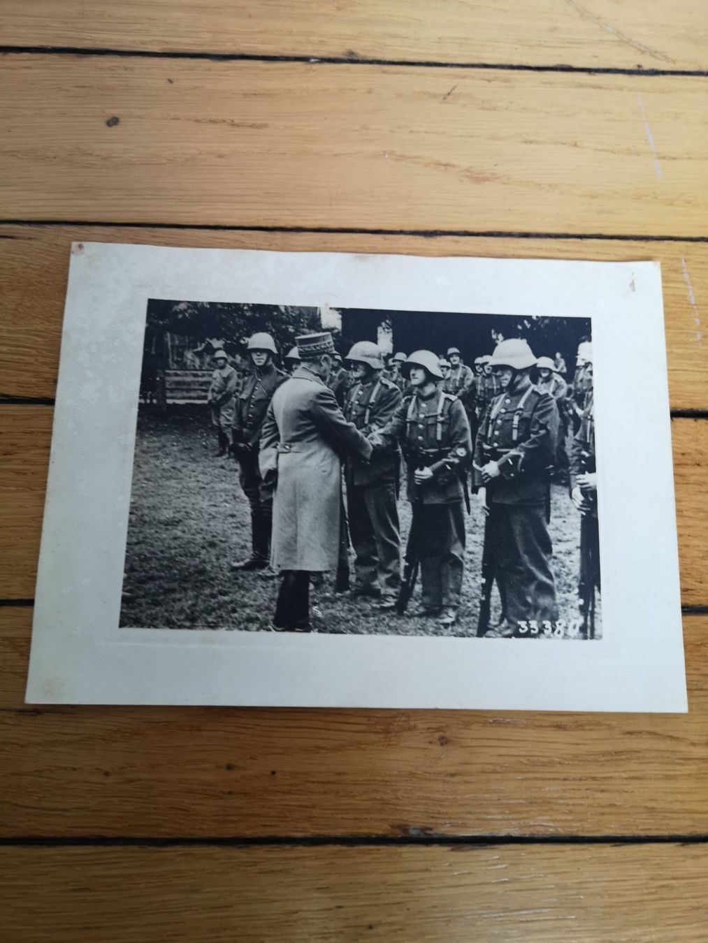 Foto & Immagini: Militär Foto – Usato da Schaffhausen venduto da Leveron13 1