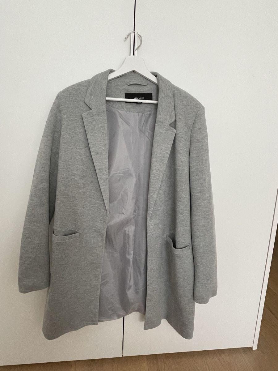 Only Giacche: Grauer Blazer von Vera Moda Gr. 38 – Usato da Wichtrach venduto da estrella03 2