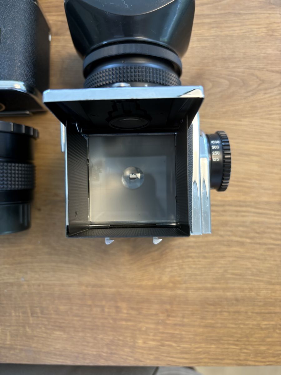 Fotocamera: Mittelformatkamera Kiev 88 Set mit Objektiven – Usato da Laupen ZH venduto da Abarth95 4