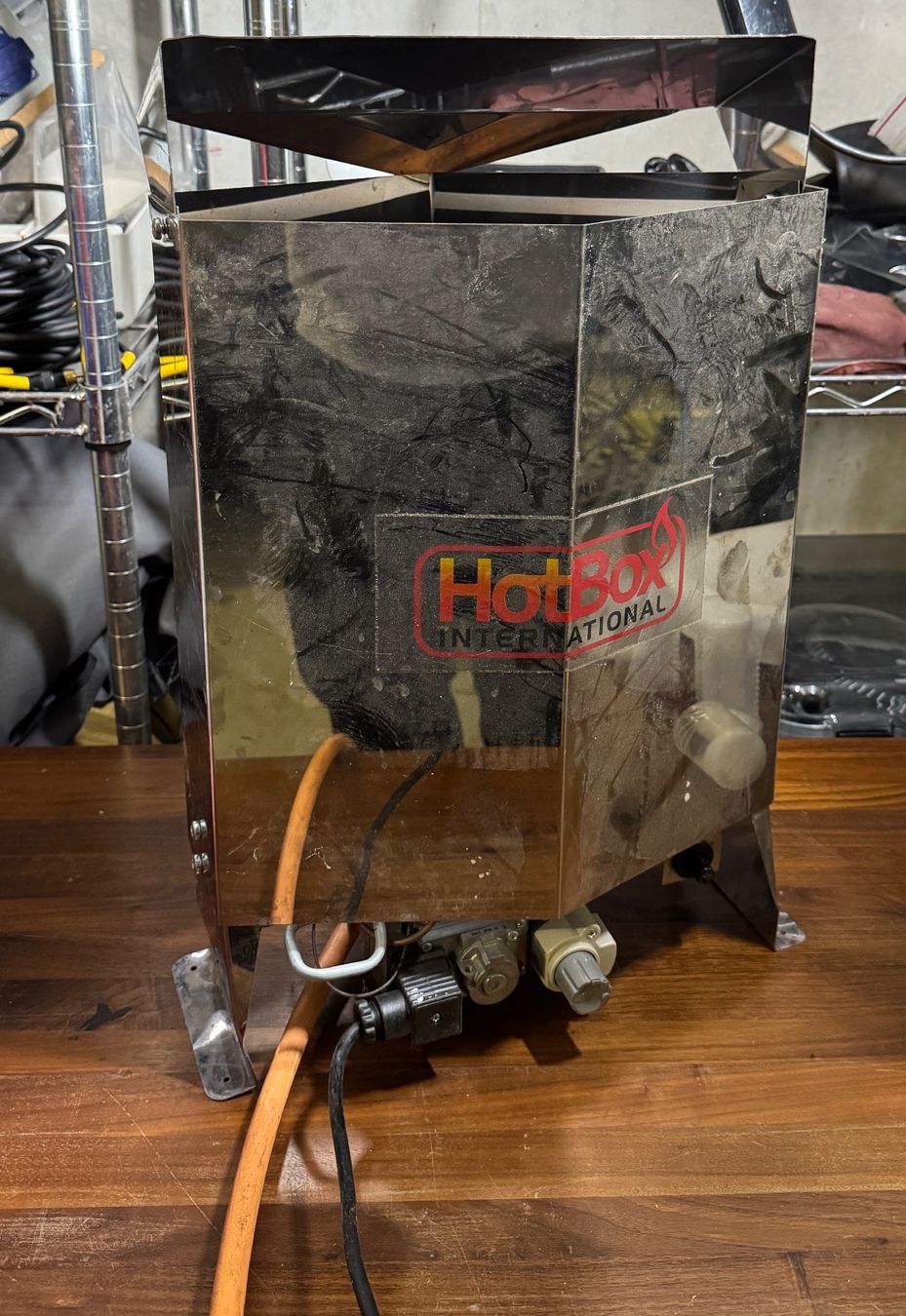 Growbox Altro: HotBox Co2 Generator GROW Cbd – Usato da Zürich venduto da Zuerich_Seebach