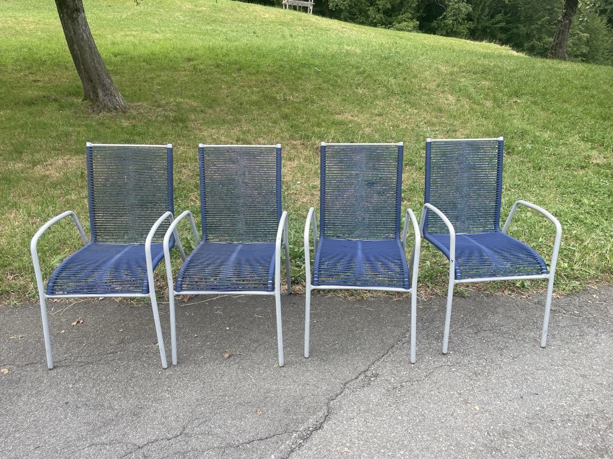 Schaffner Stühle: 4x Schaffner Spaghetti Stühle blau – Gebraucht aus Hergiswil NW von natejuke