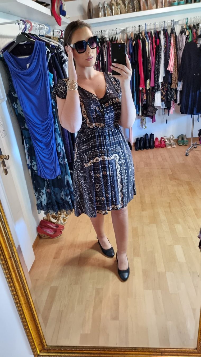 Vestiti: 🌺Kleid Größe 40/42🌺 – Usato da Wald ZH venduto da CapLux 1