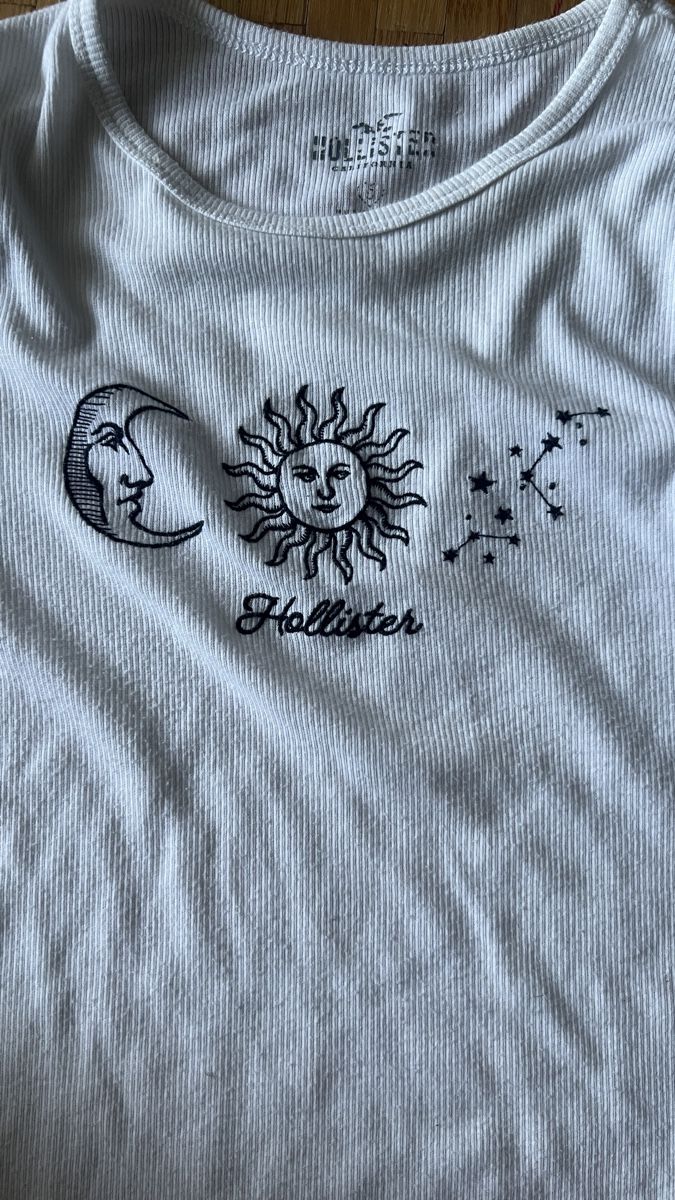 Hollister Blouses, T-shirts & Tops: Hollister Langarmshirt gerippt Gr. S – D'occasion à Tagelswangen par Bomu 2