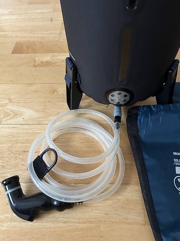 Decathlon Duschen: Decathlon solar dusche – Gebraucht aus Basel von Andrewg88 2