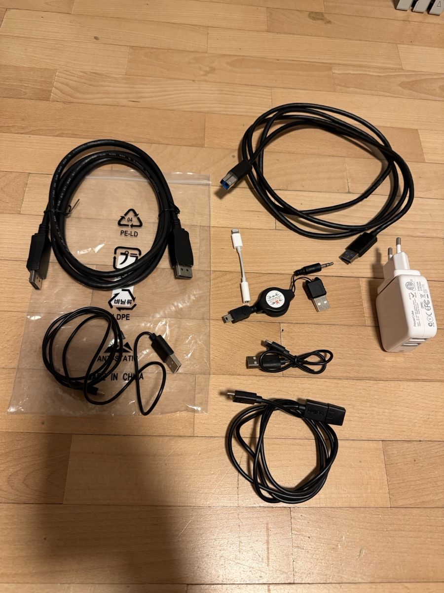 Cavi: Kabel Set diverse Anschlüsse gebraucht – Usato da Utzenstorf venduto da YT_