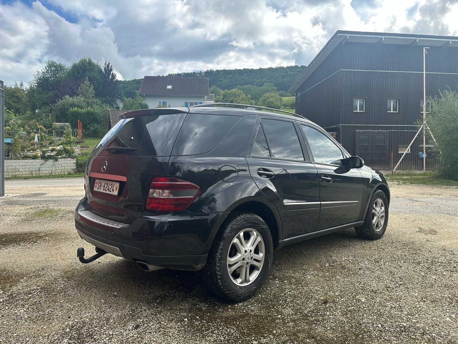 Mercedes-Benz Automobili: Mercedes-Benz ML500 – Usato da Büttenhardt venduto da Cardman 3