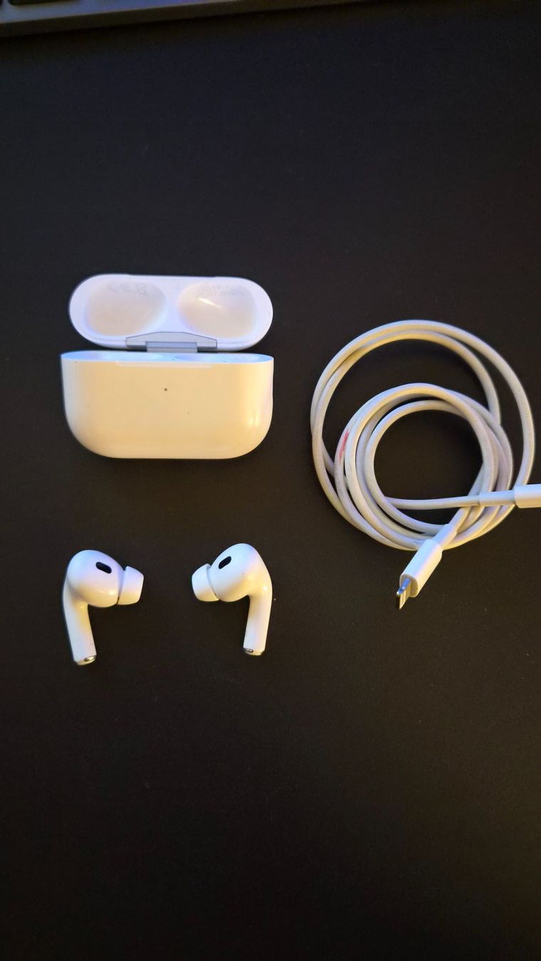 Apple Cuffie: AirPods Pro 2 (A2700) – Usato da Baar venduto da jhielscher