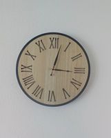 Wanduhr Holzoptik