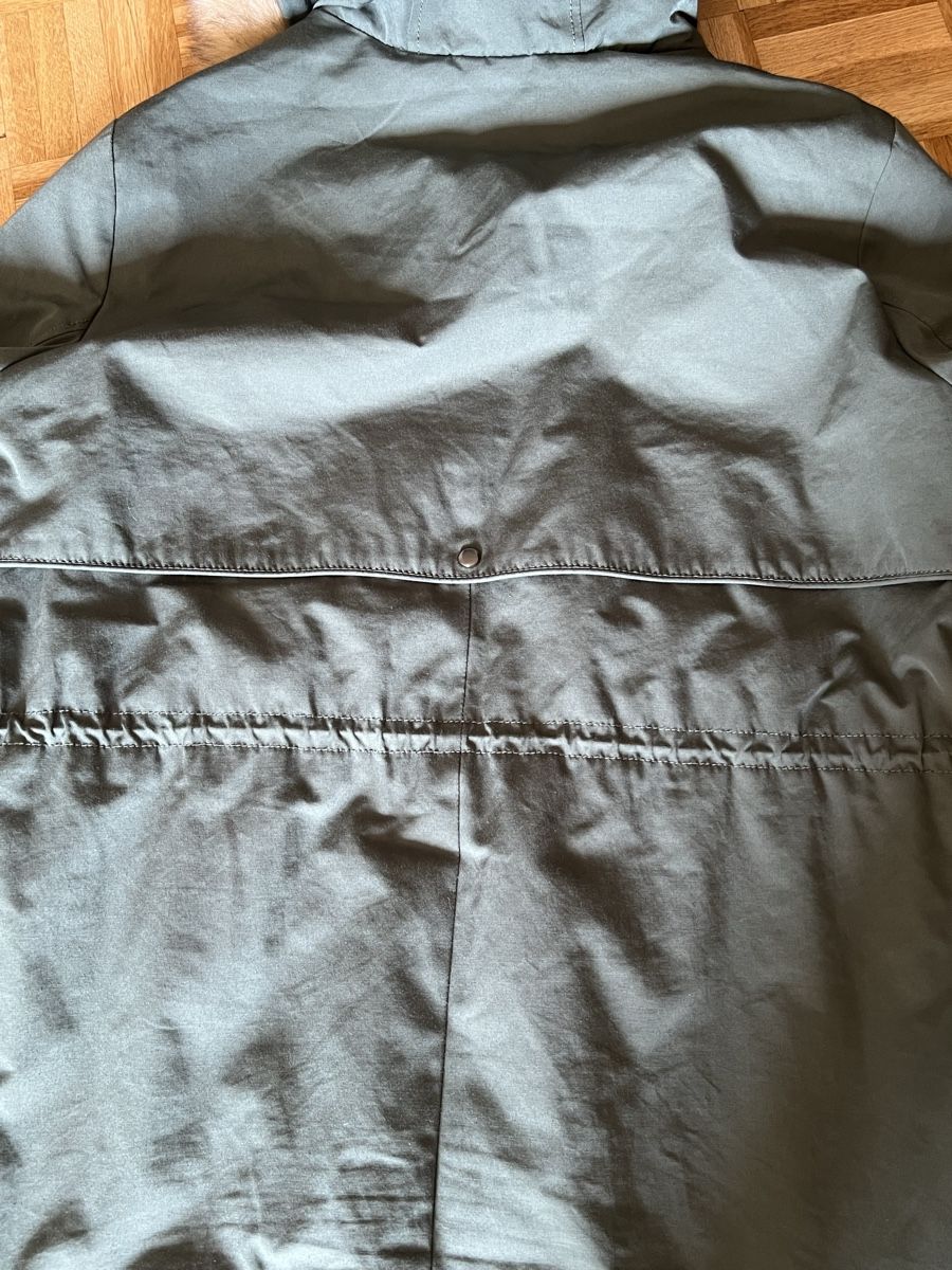 Manor Giacche: Parka kaki 44 comme neuf  – Nuovo (secondo la descrizione) da St-Blaise venduto da endora63 7