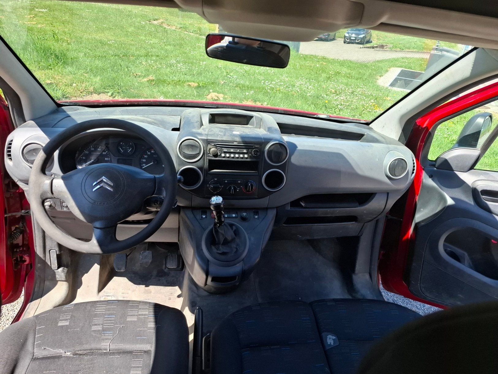 Citroën Véhicules utilitaires: CITROEN Berlingo 1.6i – Défectueux à Wilen (Gottshaus) par holzturm13 5