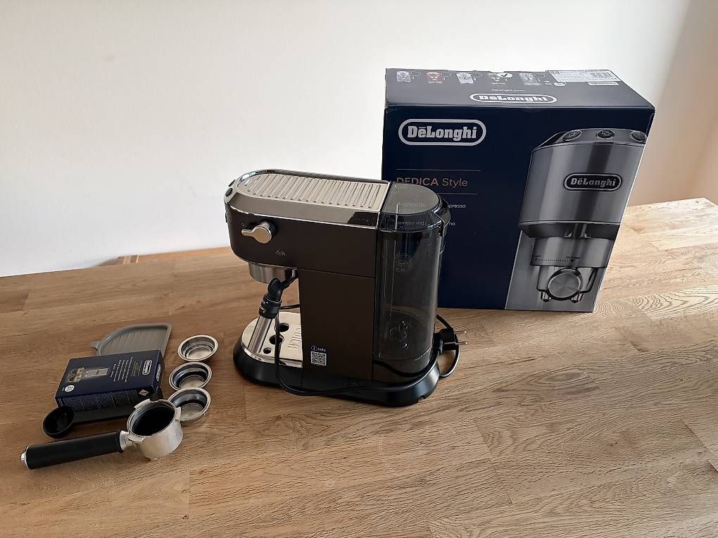 Macchine per caffè & Macchine per espresso: Siebdruck Kaffeemaschine DeLonghi – Usato da Basel venduto da alder31