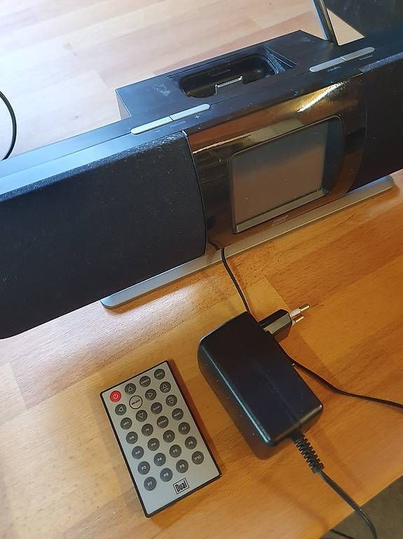 Dockingstation: Dual Ipod Dockingstation mit Radio – Gebraucht aus Nidau von jul_6tpv 1