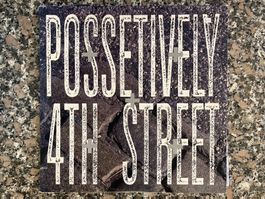 S1657/Positively 4th Street