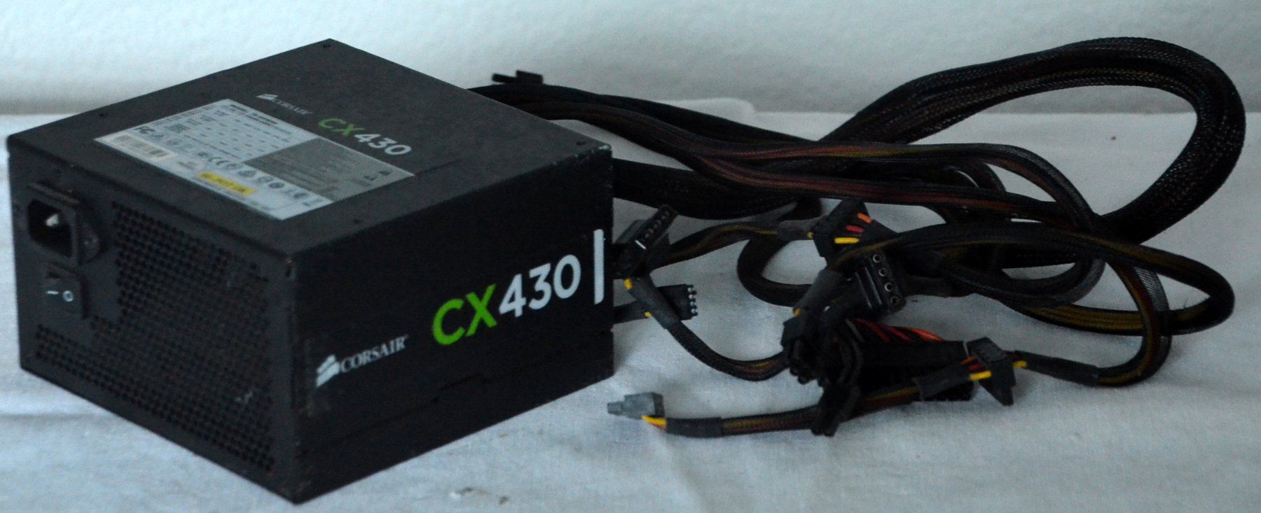 Corsair PCs: PC-Netzteil Corsair CX430 Alimentation PC – Neu (gemäss Beschreibung) aus Collonges von arashee