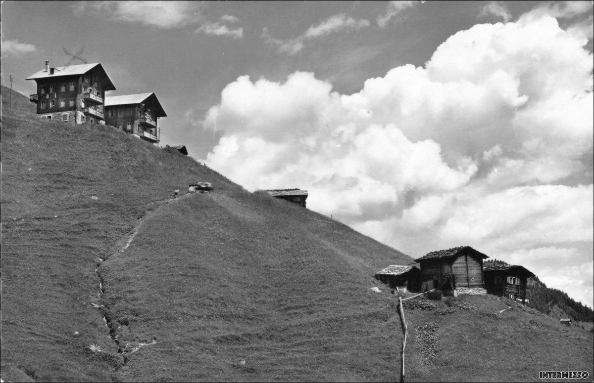 Cartoline postali: Riederalp VS // Chalets Aletsch 1955 – Usato da Basel venduto da intermezzo12