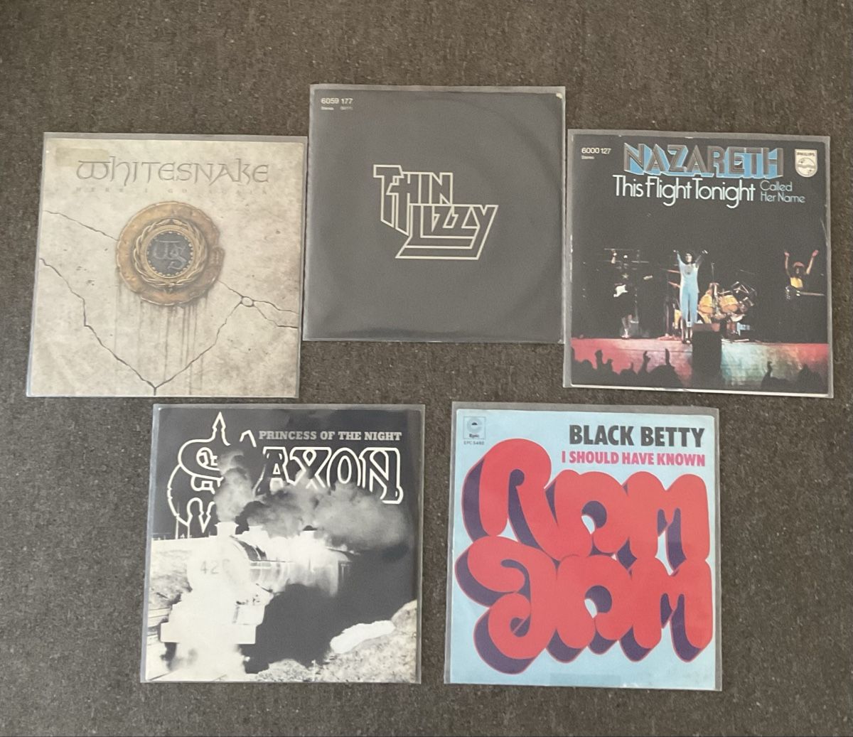 Dischi in vinile: Plattensammlung Rock 5 LPs Whitesnake Thin Lizzy etc. – Usato da Jegenstorf venduto da BAVARIA4CH