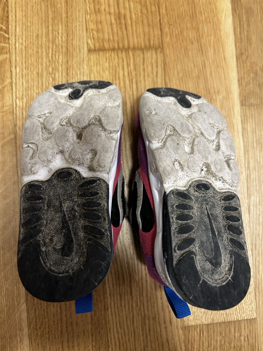 Nike Scarpe per ragazzi: Nike Air Max 270 React Kinderschuhe, Grösse 25, Top! – Usato da Riniken venduto da mis_69lc 3