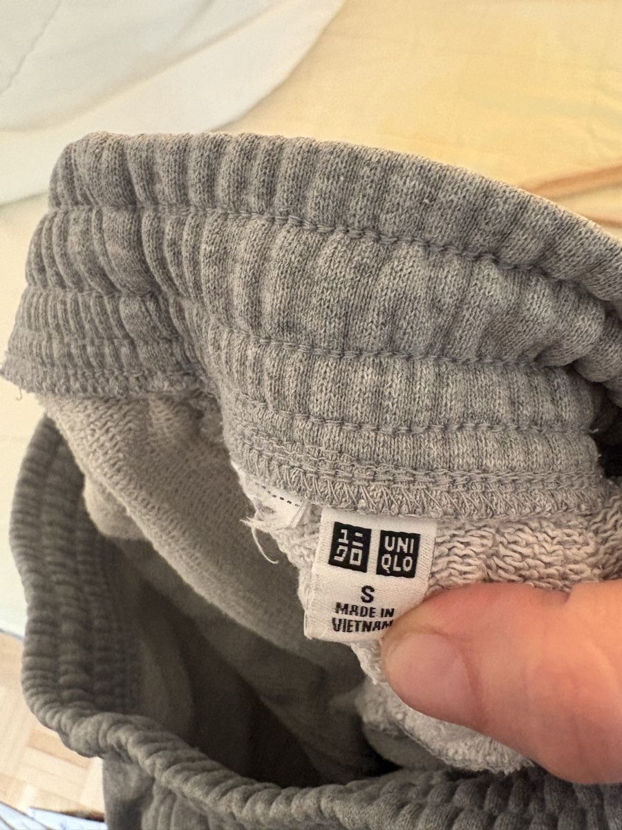 Uniqlo Hosen: Uniqlo trainerhose – Gebraucht aus Zürich von ritzo1 3