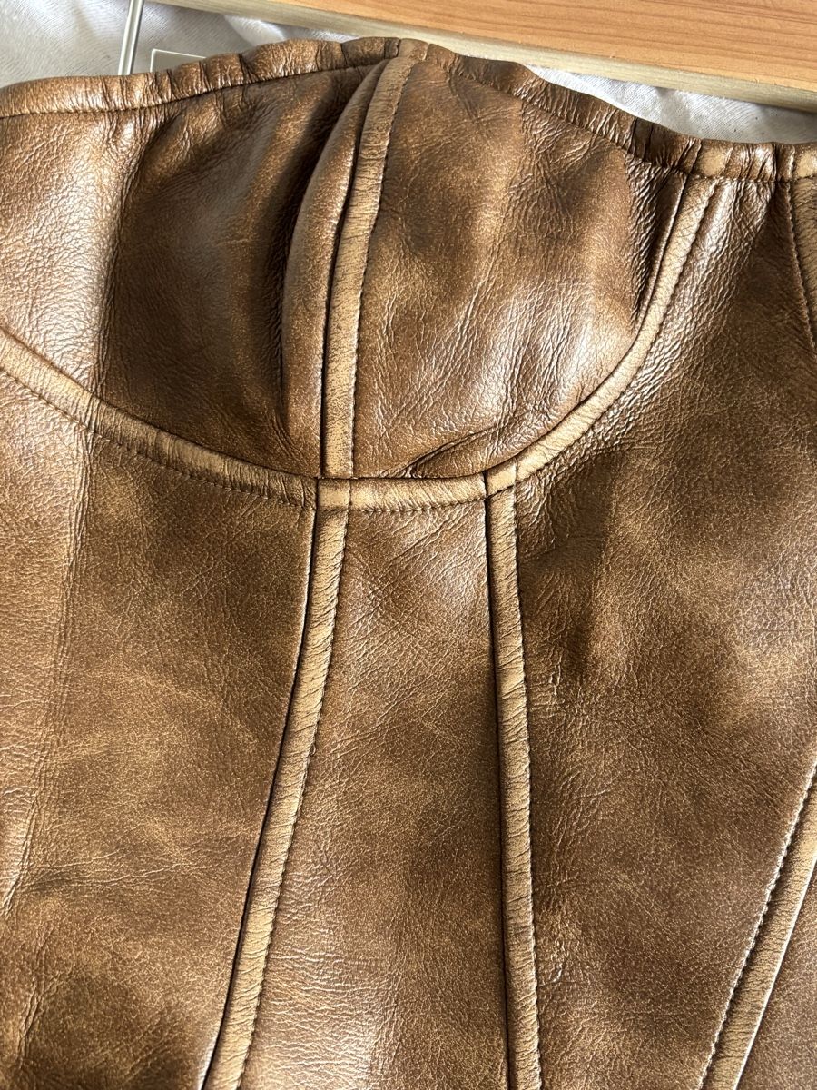 Top: Faux leather corset top  – Usato da Wallisellen venduto da eli_v7dn 1