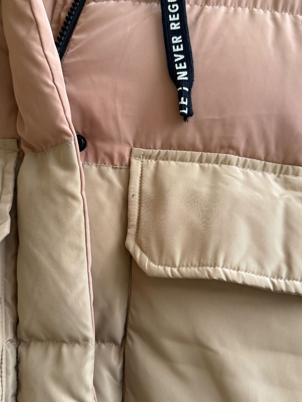 Giacche: Jacke mit Kapuze, Grösse 34 Beige/Rosa – Nuovo (secondo la descrizione) da Basel venduto da zukk_ 7