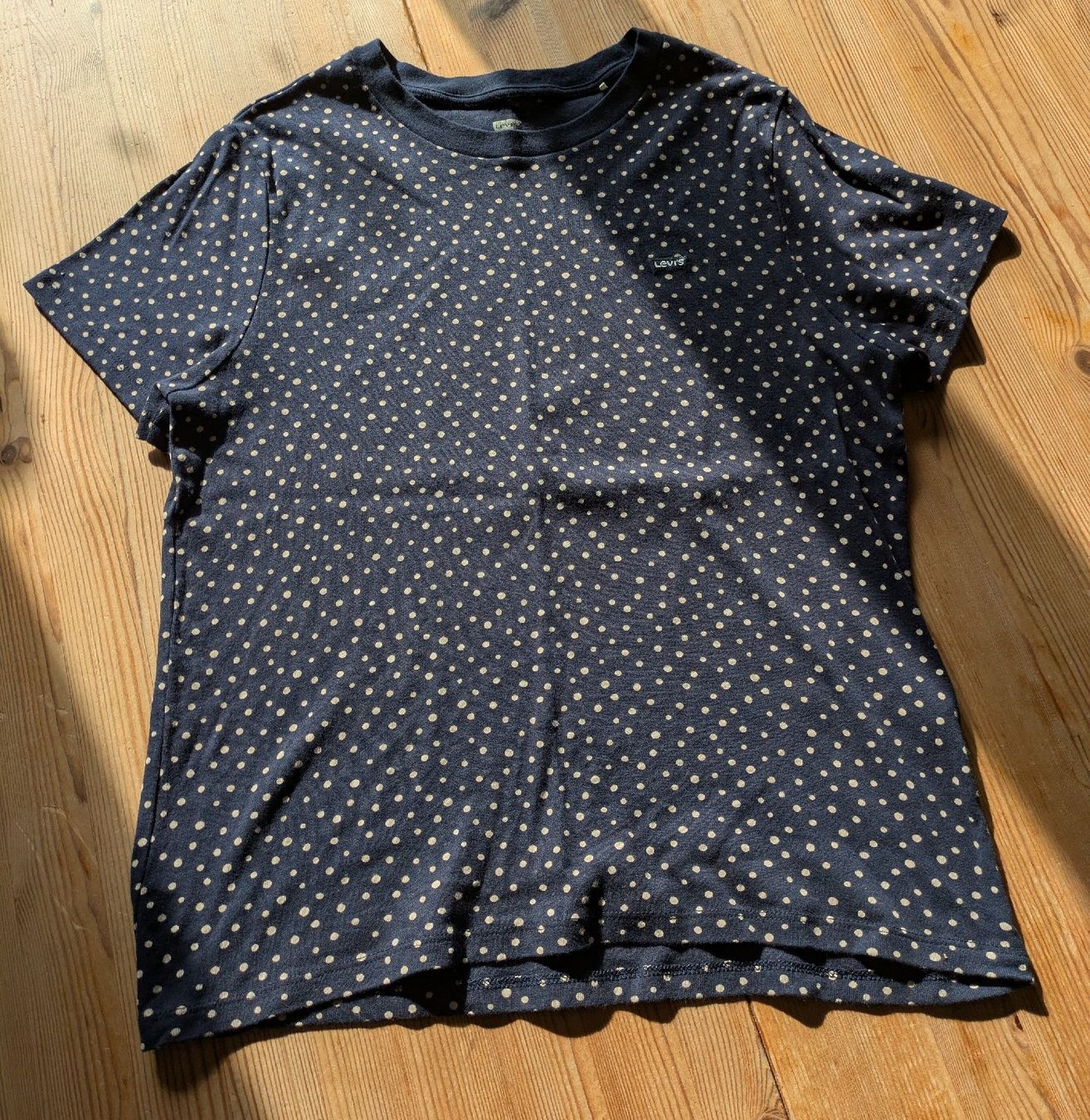 Levi's T-Shirts: T-Shirt von Levis XL – Gebraucht aus Burgdorf von Mikewalther