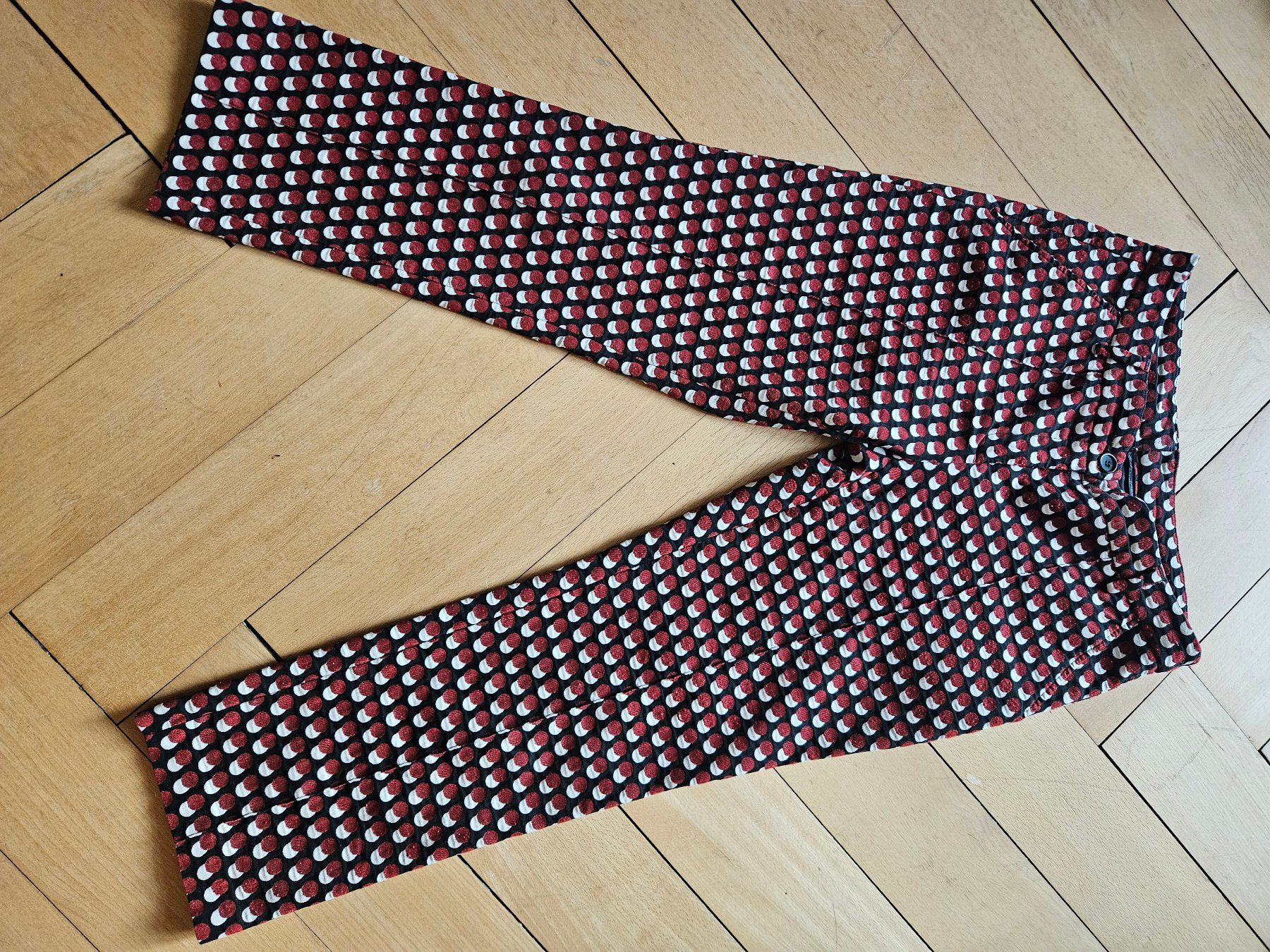 Pantaloni: rassige Hosen – Nuovo (secondo la descrizione) da Zürich venduto da tschudin.barbara