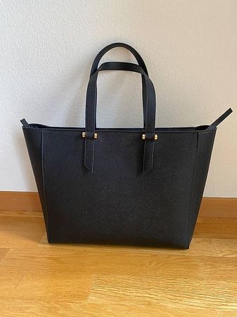 Schultertasche, schwarz