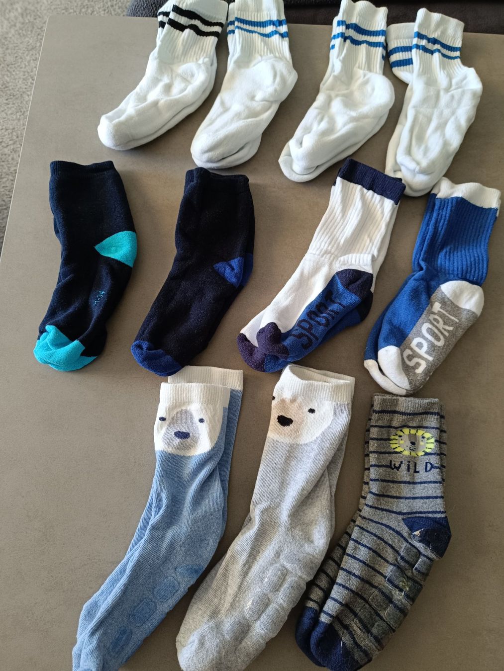 Calze per bambini: Neues Sockenset 3, Grösse 31-34 (11 Paar) – Nuovo (secondo la descrizione) da Wohlen AG venduto da Fabe3