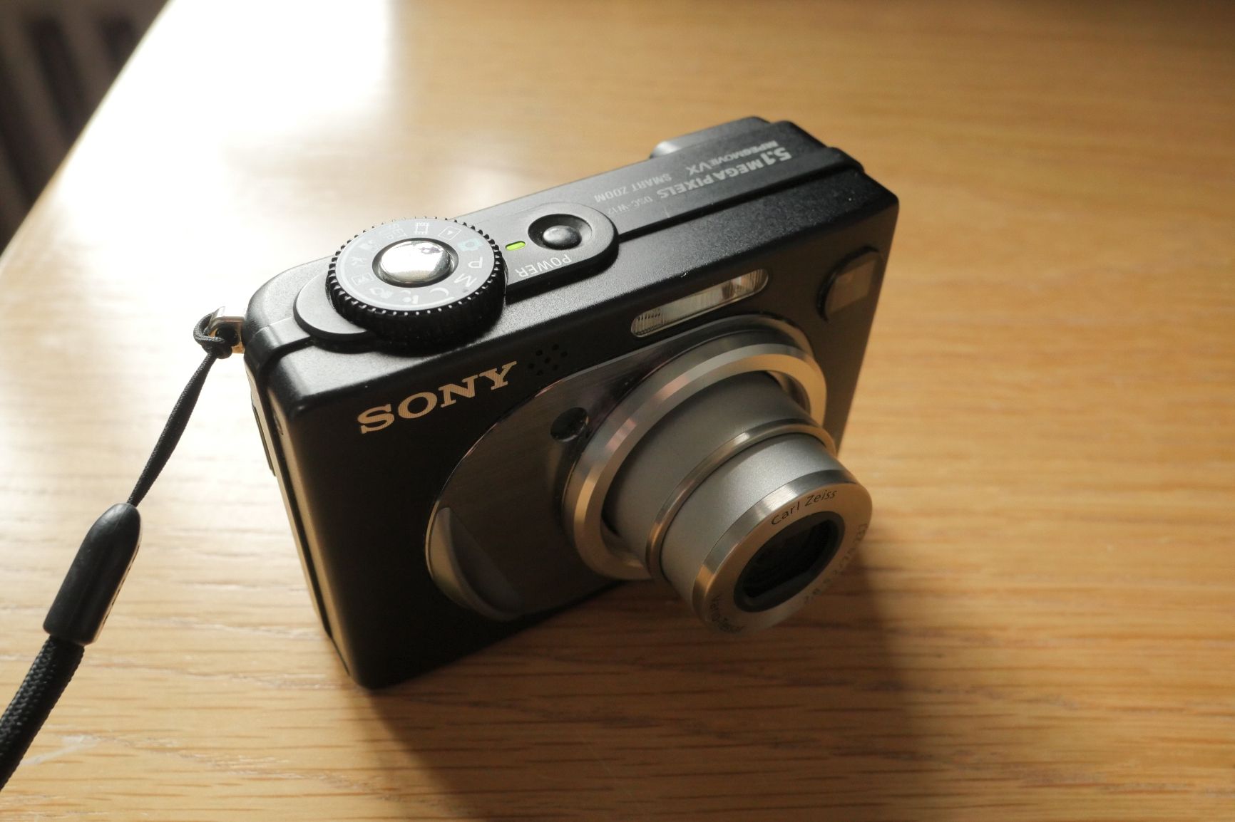 Sony Fotocamera: Sony Cyber-shot DSC-W12  – Usato da Neuchâtel venduto da Carlosfmunoz