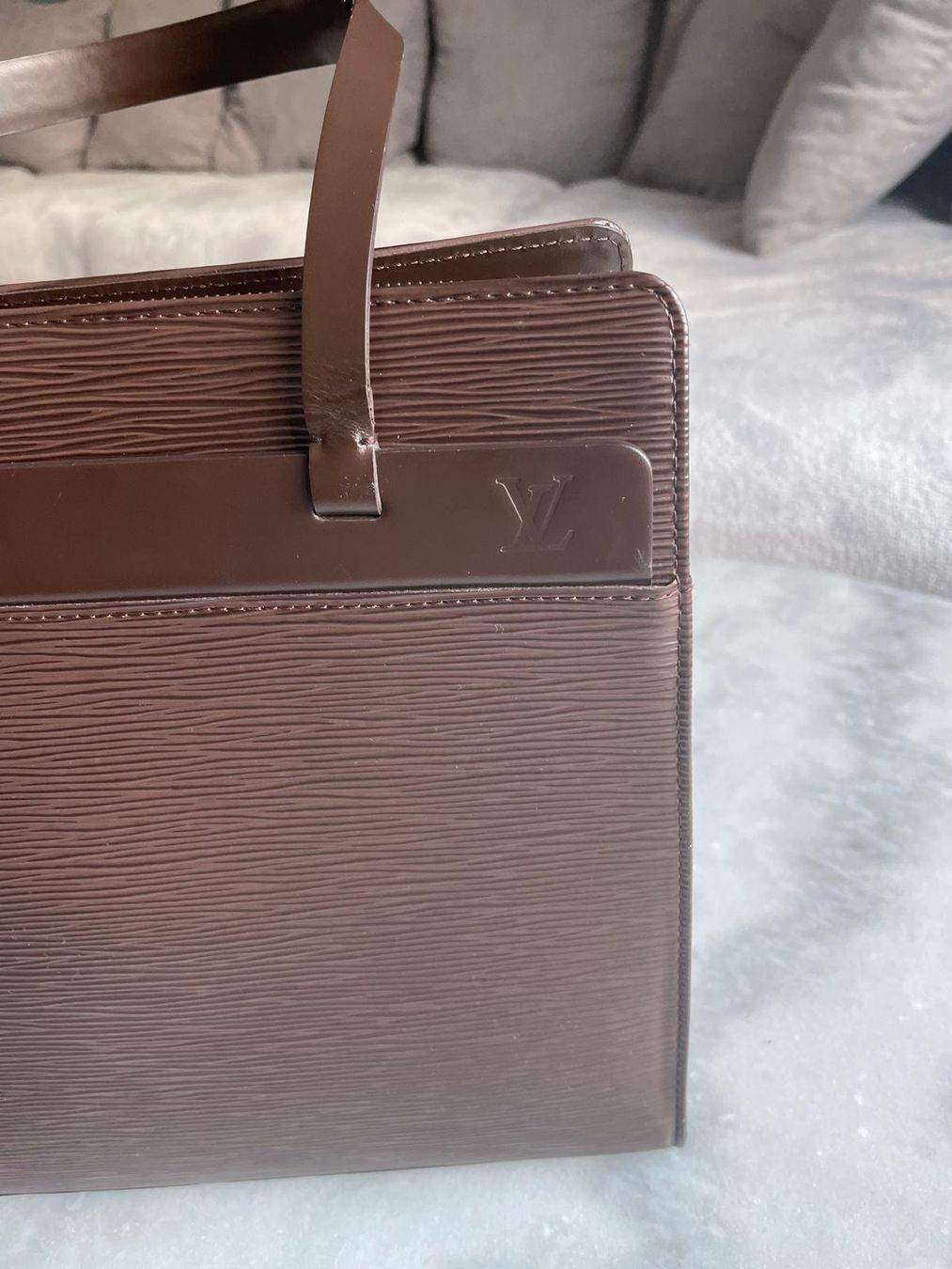 Louis Vuitton Borse da donna: Louis Vuitton Braun Epi Croisette – Usato da Wangen ZH venduto da zurich_vintag 3