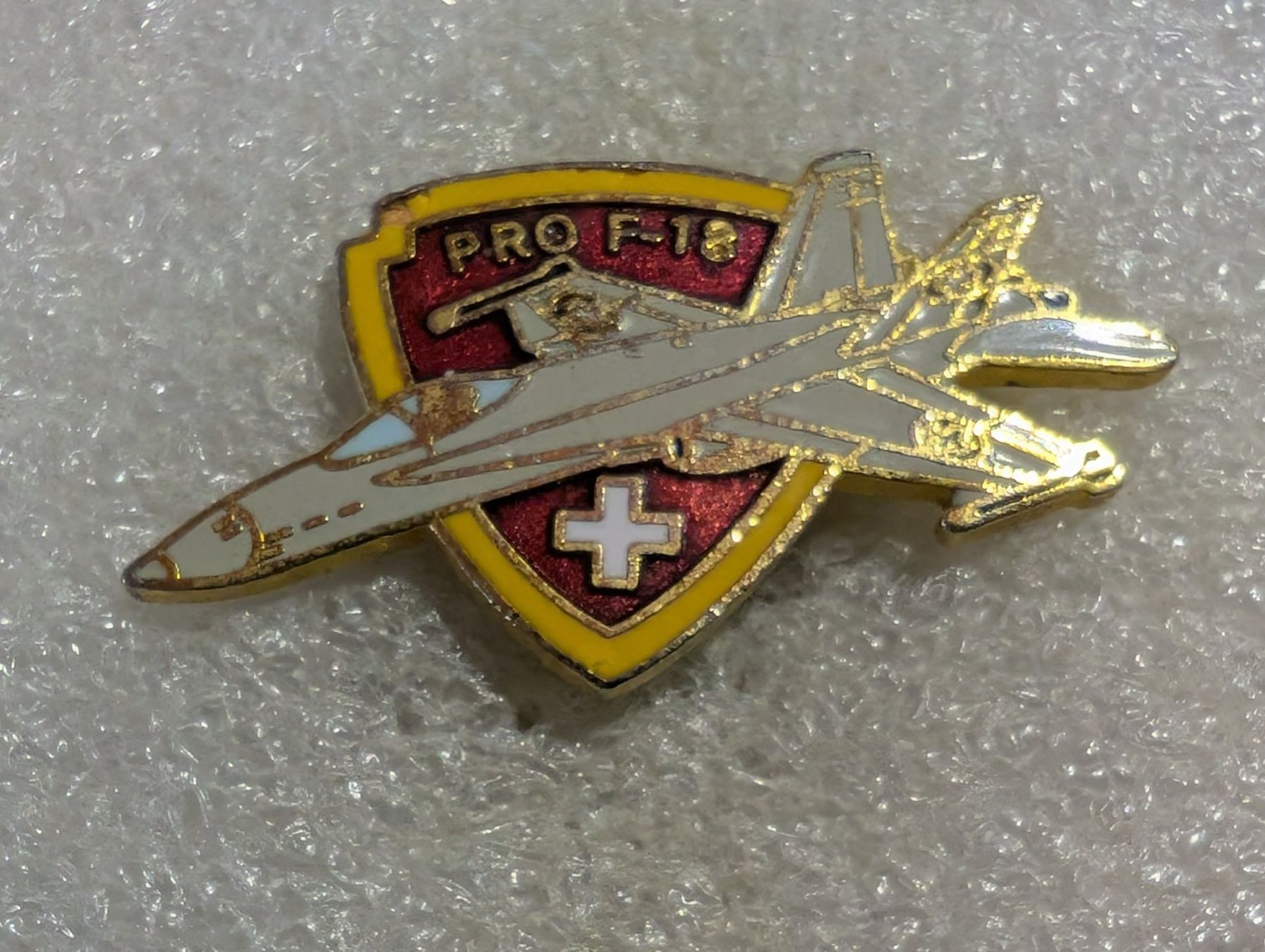 Placchette & Badge: Ansteckpin 99: Flugzeug – Usato da Oppligen venduto da Pin-Fall-Shop