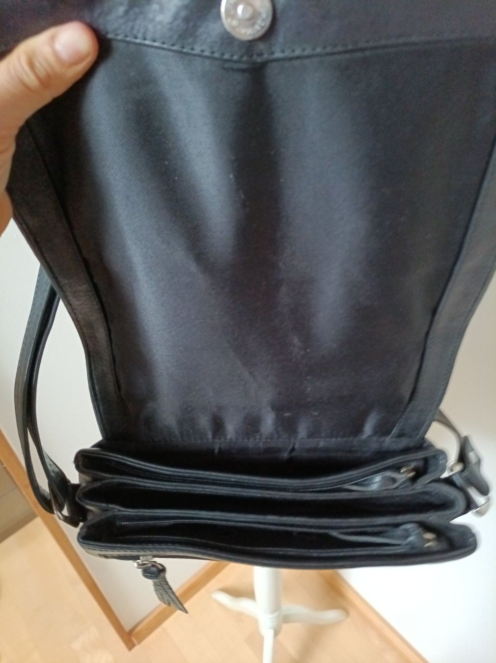 Borse da donna: Schwarze Umhängetasche aus Leder – Usato da Peccia venduto da LillyMarie98 5
