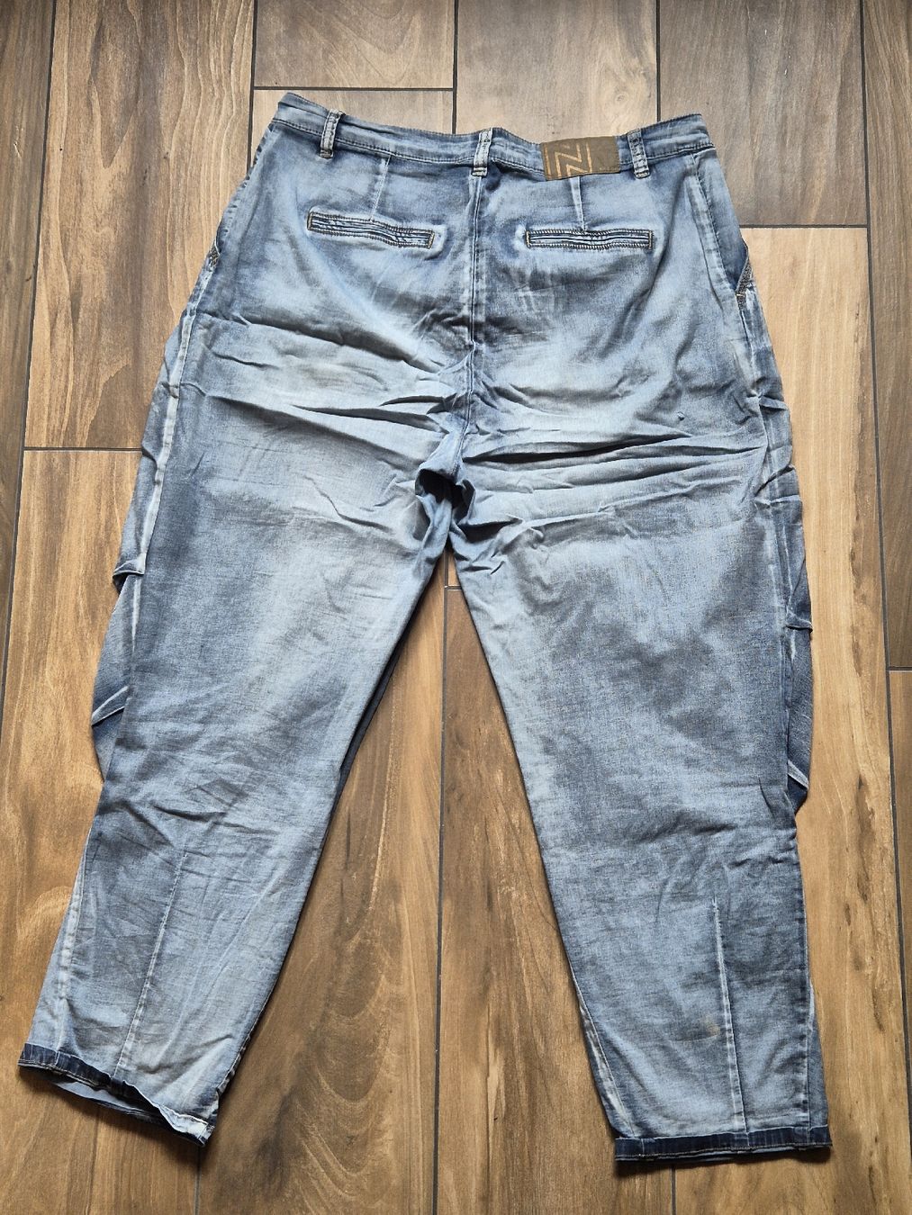 Jeans: NILE Barell Jeans Grösse L – Usato da Linthal venduto da Janluk 1