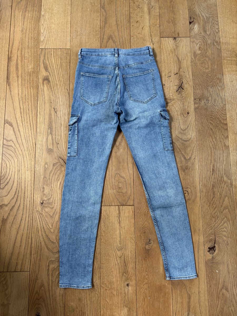 H&M Jeans: Divided Cargo Skinny Jeans in Grösse 36 – Usato da Frauenfeld venduto da lin_77m9 1