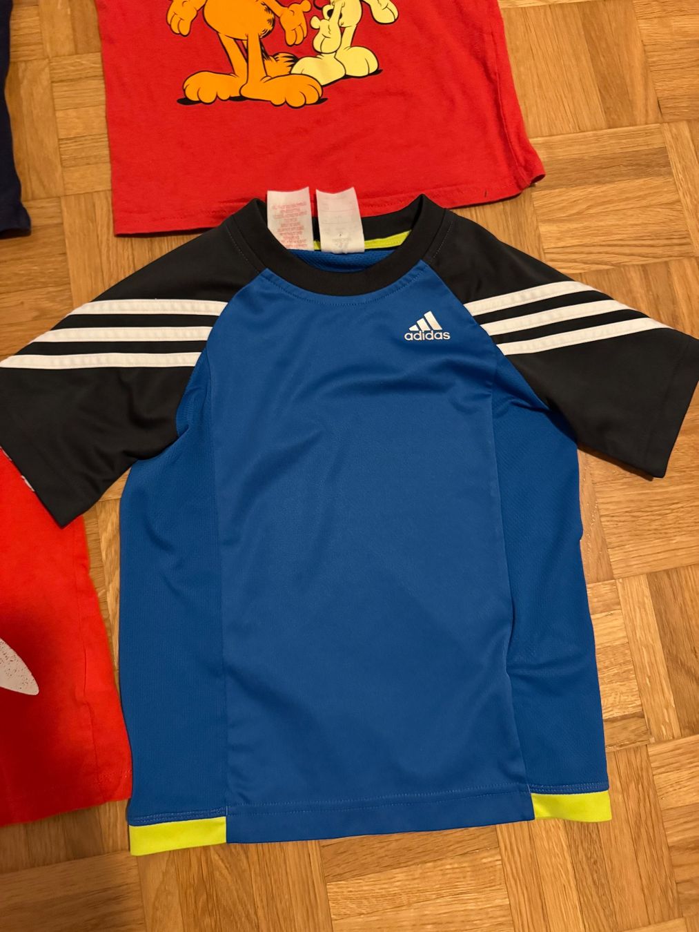 Camicie, T-shirt & Polo: Kinder T-Shirts Grösse 116 – Usato da Zürich venduto da zd_1965 6