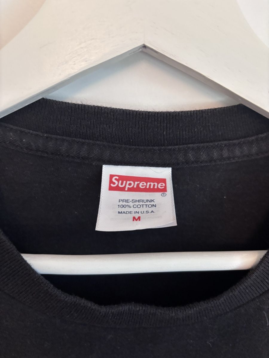 Supreme T-shirt: T-shirt Supreme – Usato da Genève venduto da Nathanwatchch 1