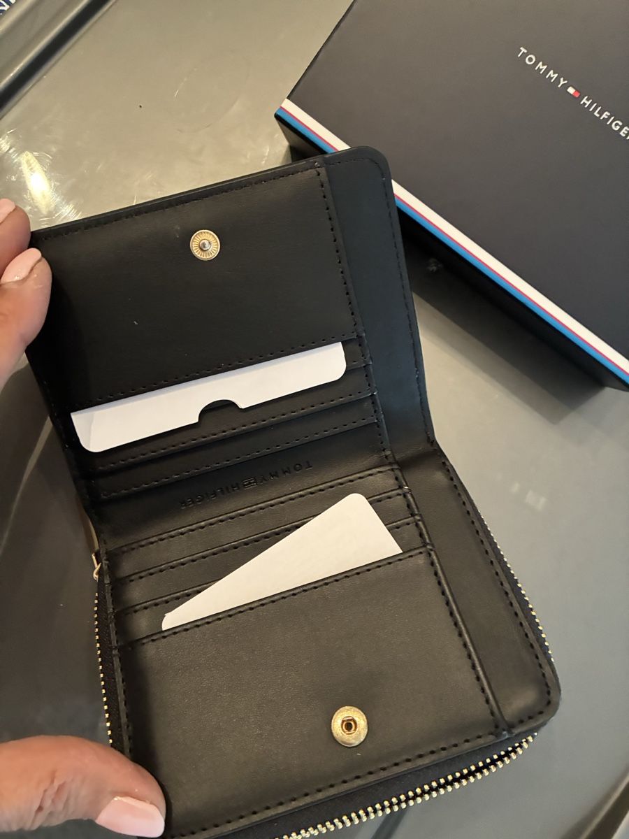 Tommy Hilfiger Portamonete: Portefeuilles Tommy Hilfiger noir – Nuovo e nell'imballaggio originale da Brent venduto da miloune 2