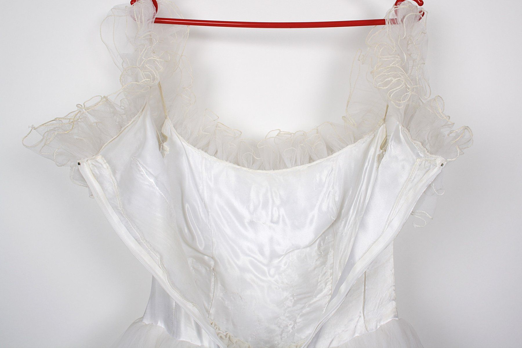 Vestiti: 80er Jahre Hochzeitskleid – Usato da Zollikofen venduto da Restwert_Zollikofen 8