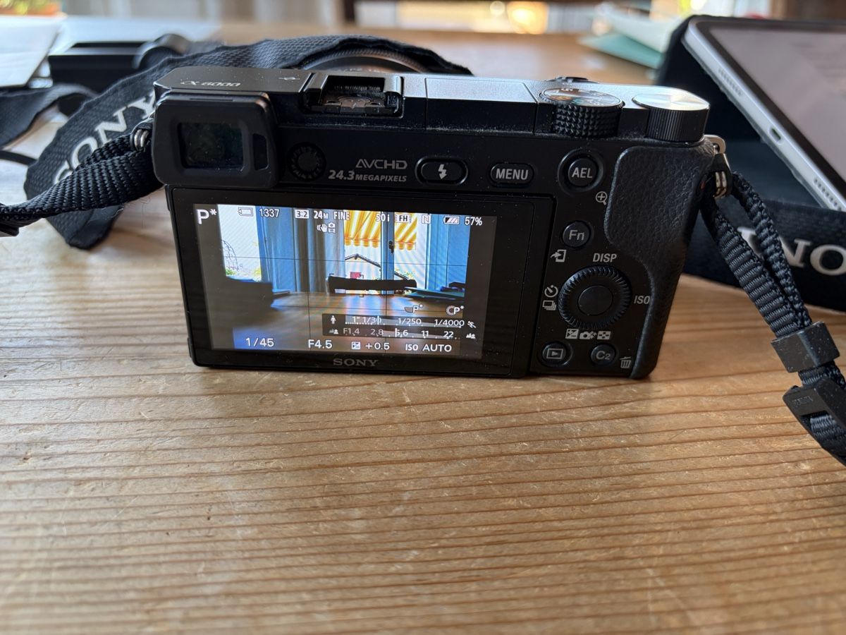 Sony Fotocamera: Sony Alpha 6000 – Usato da Thun venduto da Prototyp 3