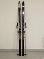 Ski (D 1),  Deko Holzski von ca. 1960 mit Stöcken