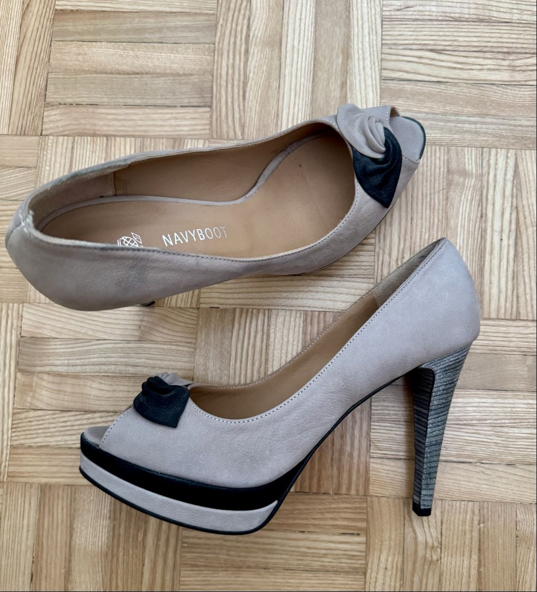 Navyboot Scarpe da donna: Navyboot Peeptoes Gr.41 – Nuovo (secondo la descrizione) da Uster venduto da Coco101 1