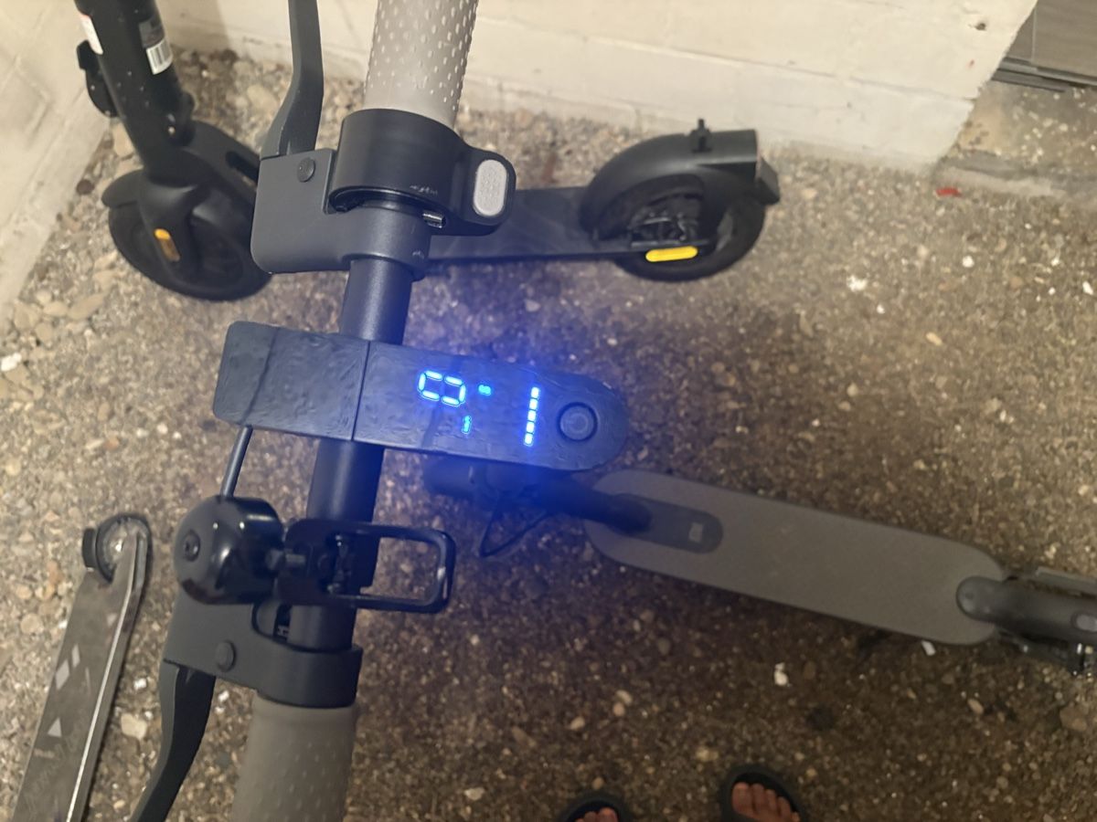 Scooter: E Scooter  – Usato da Burgdorf venduto da mil_bgk2 1
