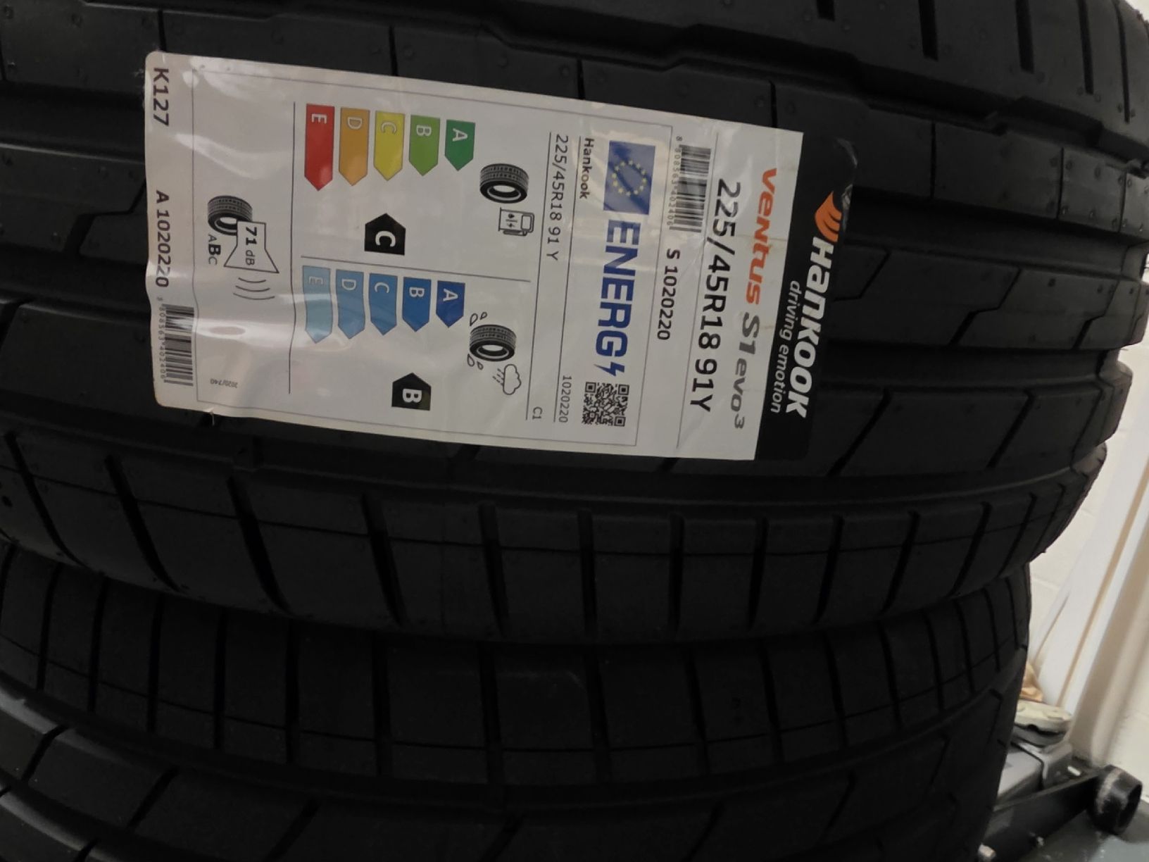 Pneumatici & Ruote complete: 4× Hankook 225/45R18 91Y – Nuovo e nell'imballaggio originale da Hölstein venduto da Sinu_2241 1