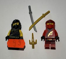 2 Stück LEGO Ninjago Kai und Jay Minifiguren.