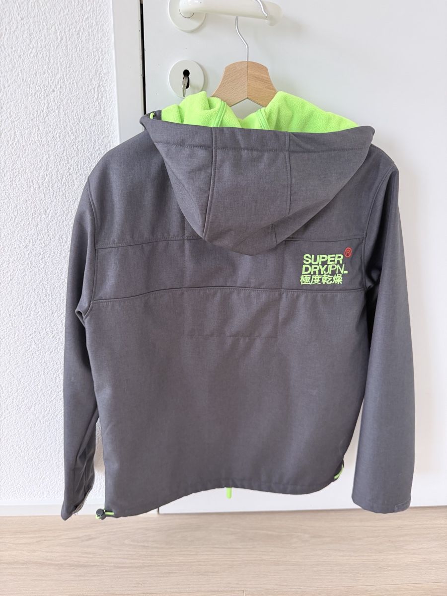 Superdry Jacken: Superdry Jacket – Gebraucht aus Zürich von jil_7l2p 1